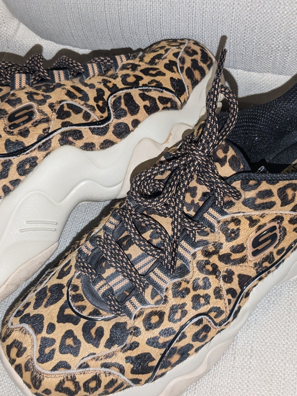 Skechers Leopard Print Chunky Sneakers - Tan & Black
